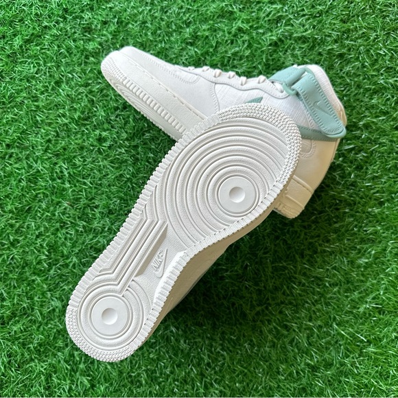 Nike Air Force 1 ‘07 Mid - Picture 10 of 10